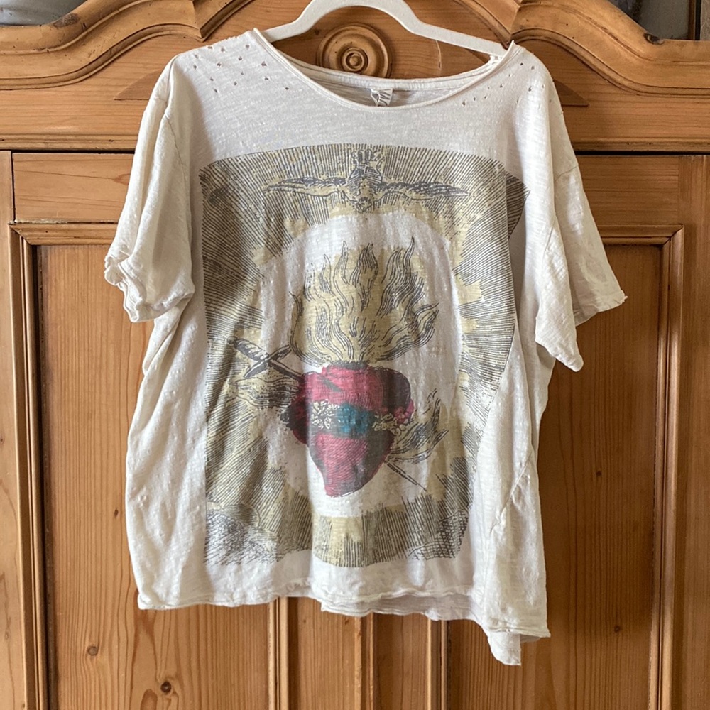 Magnolia Pearl tee